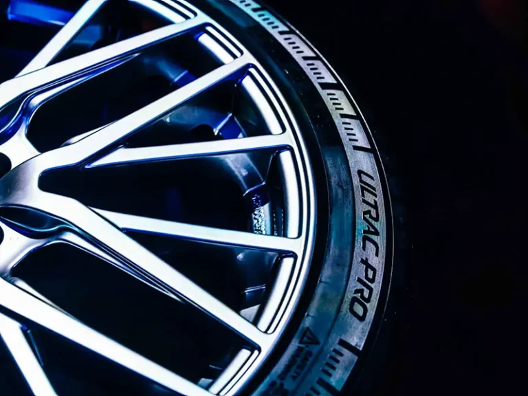 Cambio pneumatici: cosa valutano gli automobilisti nella scelta