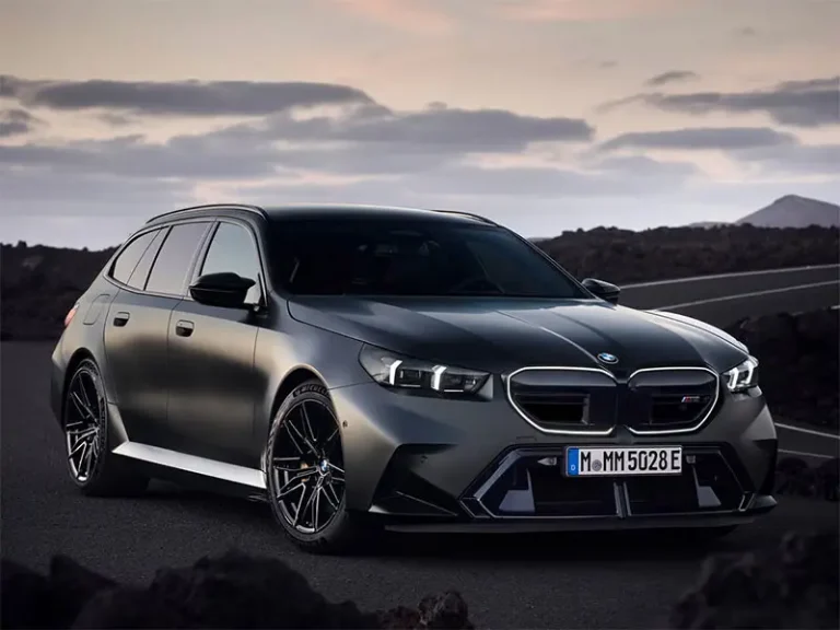 BMW M5 Touring 2025: una supercar in formato station