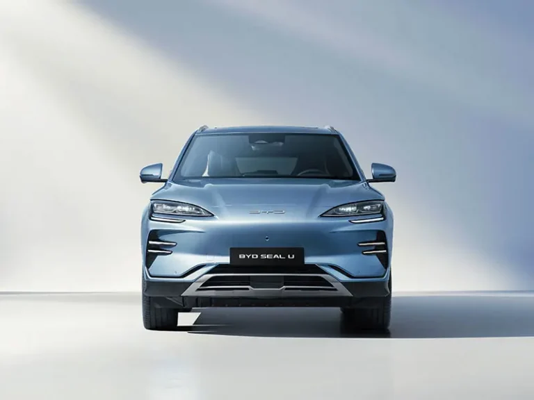 BYD Seal U DM-i, il SUV cinese con l’anima europea