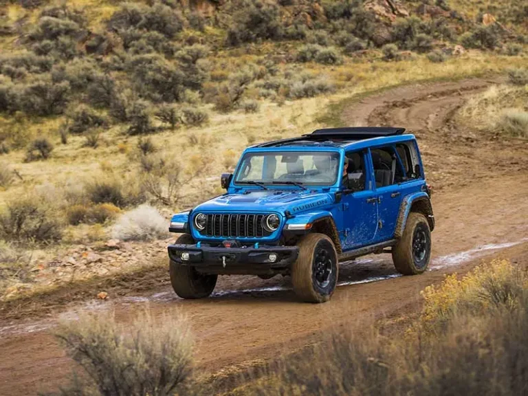 Jeep, sospesa la produzione della Wrangler e Gran Cherokee