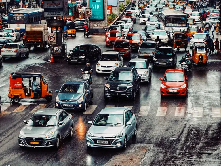 Mercato auto, crisi, fattori e dati di un settore in profonda crisi