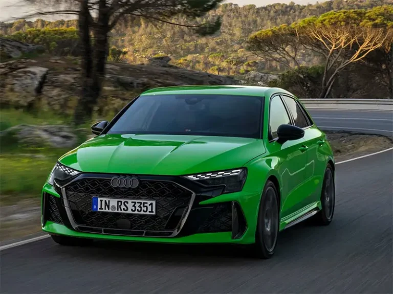 Nuova Audi RS3, cattiva, veloce e imprendibile