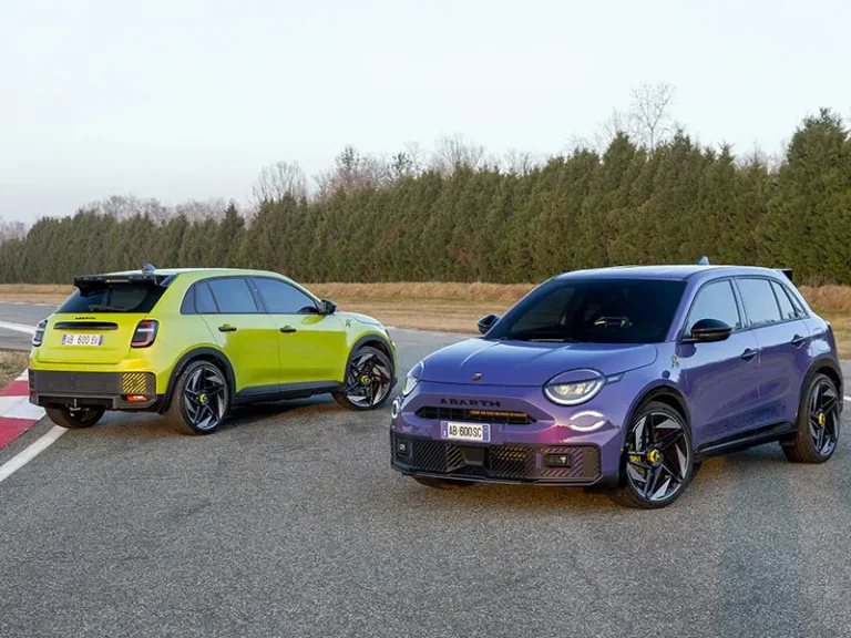 Abarth 600e, elettrica, potente e divertente
