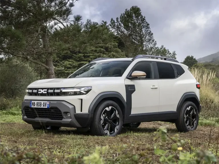 DACIA Duster 4X4: versatilità senza compromessi