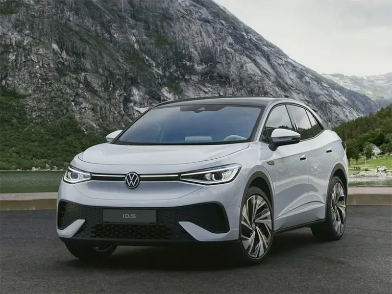 Volkswagen, pronta a chiudere tre stabilimenti