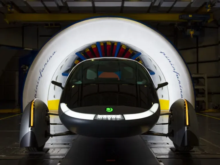 Aptera Motors: un nuovo veicolo solare elettrico