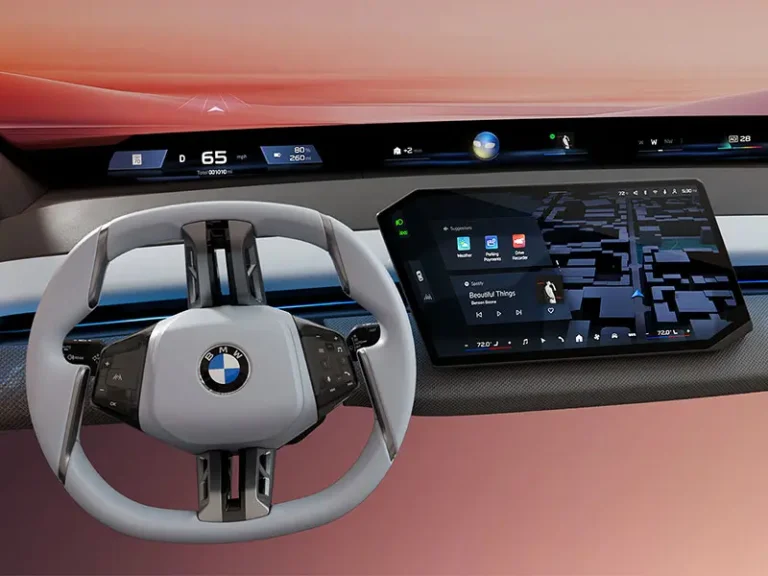 BMW Panoramic iDrive: innovazione in anteprima al CES 2025