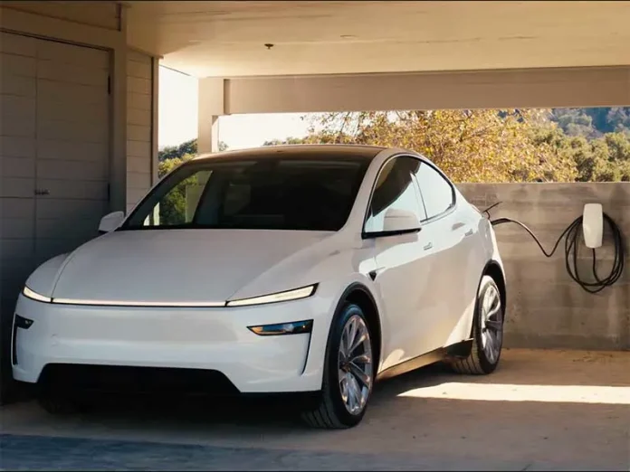 Nuova Tesla Model Y 2025
