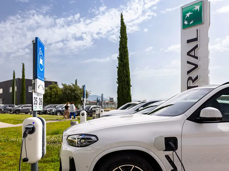 Arval, crescita e innovazione nella mobilità sostenibile