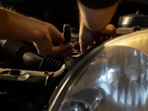 Cambiare la batteria a 12V: cosa sapere prima dell'acquisto