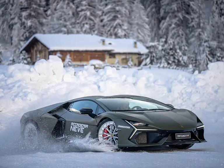 Lamborghini Accademia Neve celebra dieci anni di adrenalina e prestazioni a Livigno