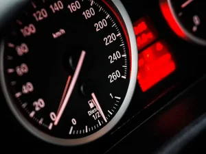 Spia controllo motore: cosa significa quando si accende?