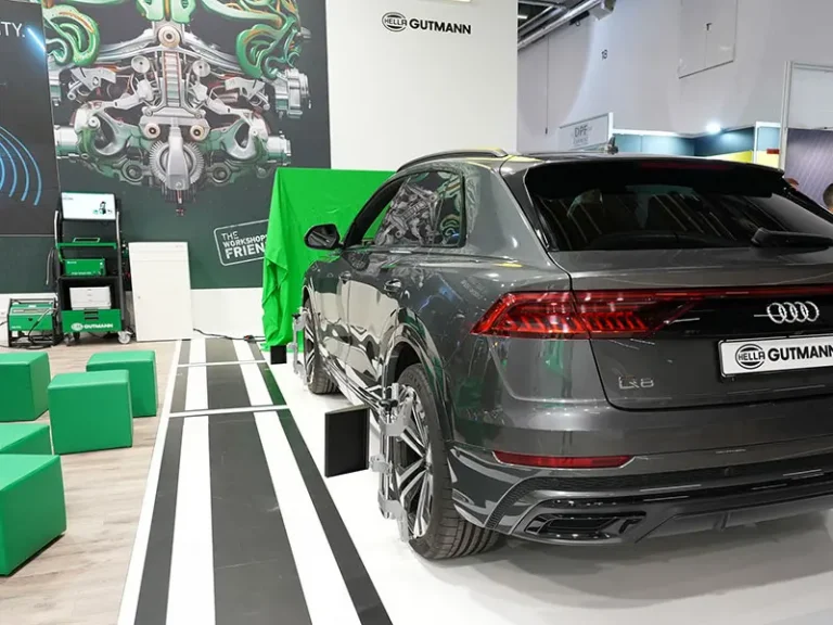 FORVIA HELLA a Autopromotec 2025: soluzioni tecnologiche per l’aftermarket