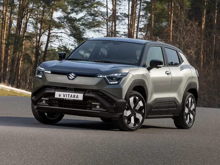 Suzuki eVITARA: SUV elettrico compatto con trazione 4WD