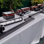 OSRAM: un secolo di luce e innovazione per la mobilità del futuro