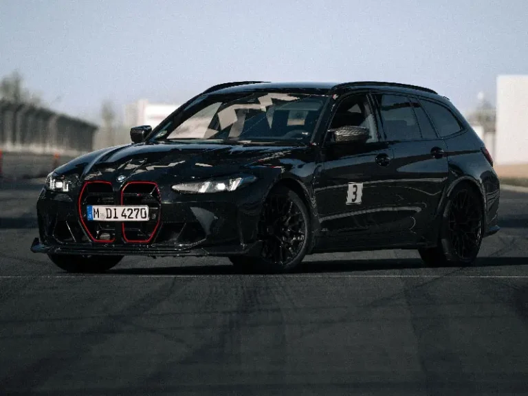 BMW M3 CS Touring: la station wagon più veloce nella storia del Nurburgring