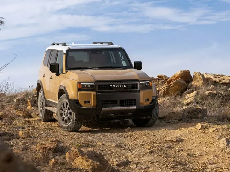 Toyota Land Cruiser 2025: arriva l’ibrido diesel con sistema a 48V