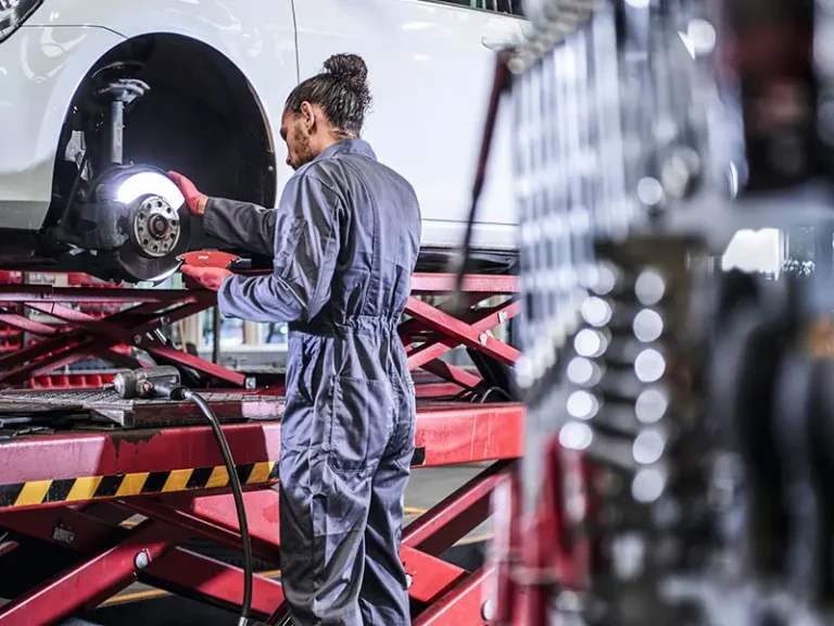 Leader nell’aftermarket: la gamma freni TRW fissa il nuovo standard