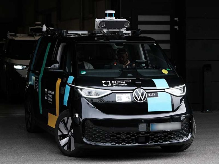 Bosch e Cariad puntano sull’AI per la guida autonoma dal 2026