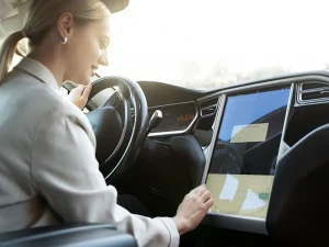Le flotte di veicoli connesse all’IoT riducono fino al 25% i costi di carburante