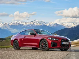BMW aggiorna la gamma 2025 con motori più potenti ed efficienti