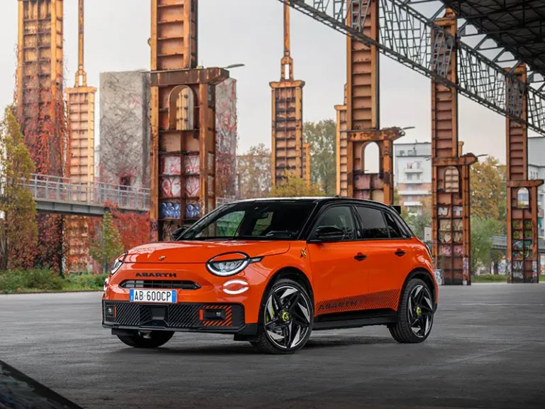 Abarth 600e Competizione Milano Cortina 2026: una nuova serie speciale