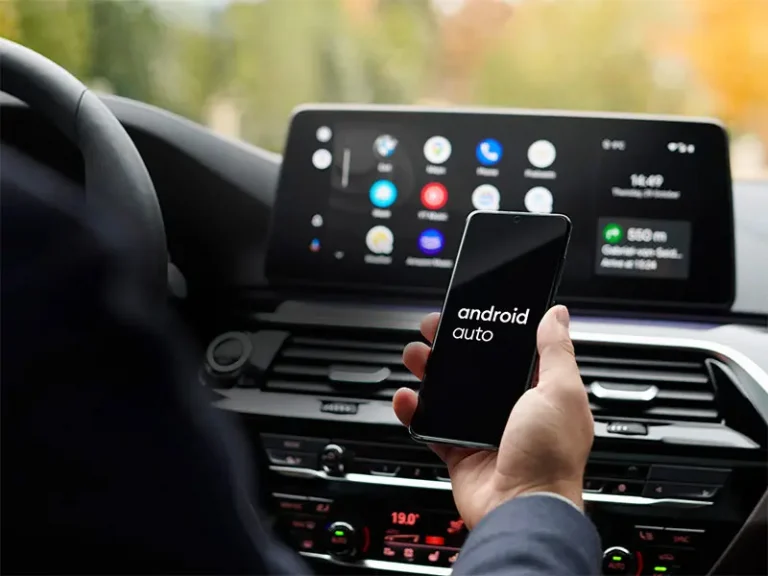 Android Auto si rinnova: nuova interfaccia, IA evoluta e funzioni dedicate alle auto elettriche