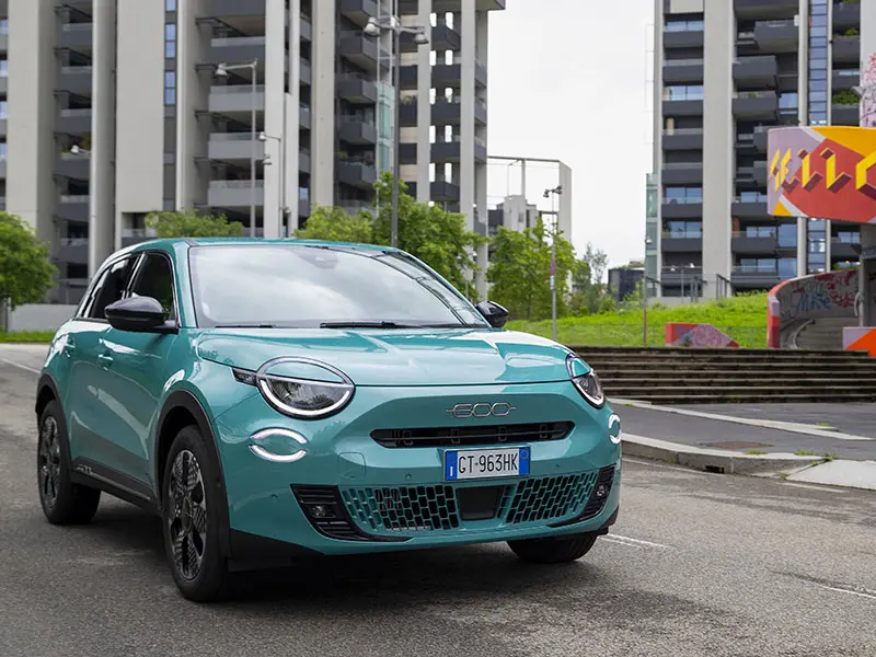Fiat 600 2026: arriva la versione benzina con cambio manuale