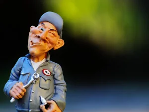 Auto elettriche: chi formerà i nuovi meccanici? Auto elettriche: chi formerà i nuovi meccanici?