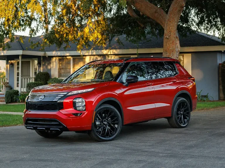 Nissan presenta il nuovo Rogue Plug-in Hybrid 2026 per il mercato americano