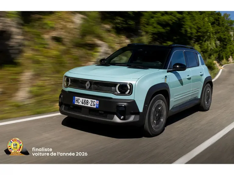 Renault 4 E-Tech Electric tra le finaliste dell’Auto dell’Anno 2026