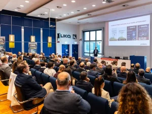 Aftermarket Report 2025 di SicurAUTO.it