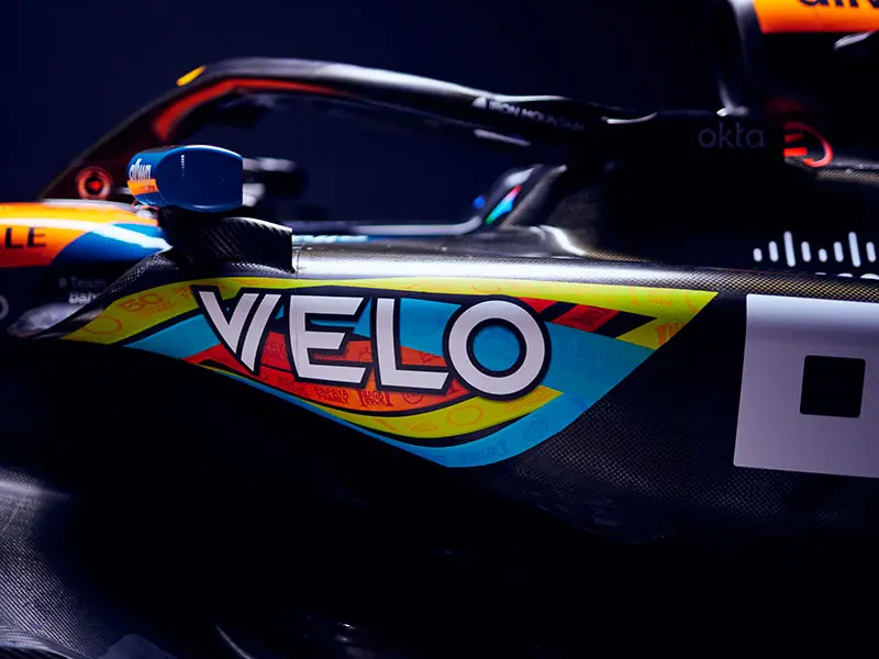 VELO e McLaren: la nuova livrea di Abu Dhabi nasce dai ricordi dei fan