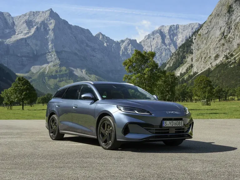 BYD Seal Touring: la station wagon ibrida che sfida l’Europa con 1.350 km di autonomia