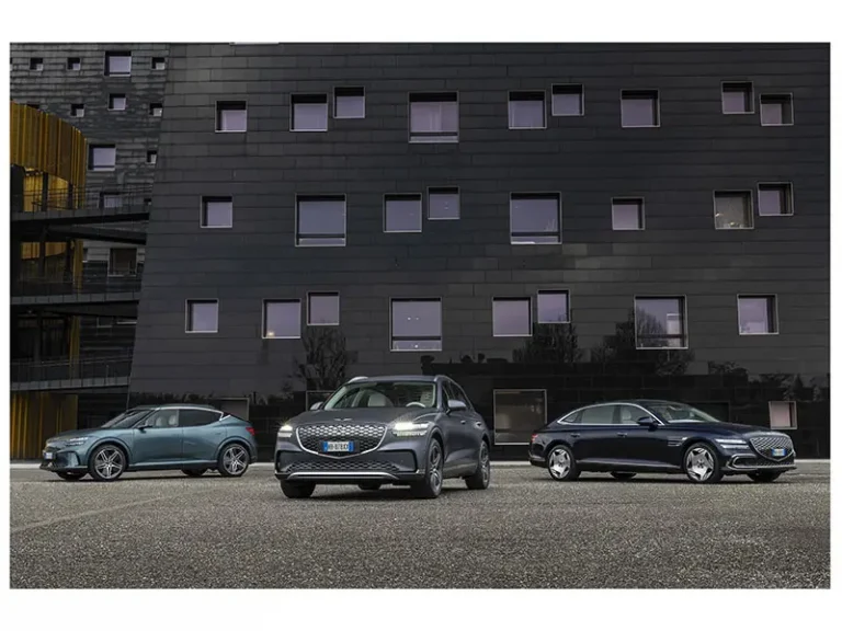 Genesis debutta in Italia: la nuova sfida premium parte dall’elettrico