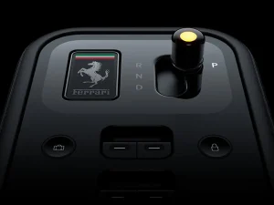 Ferrari Luce - Interni