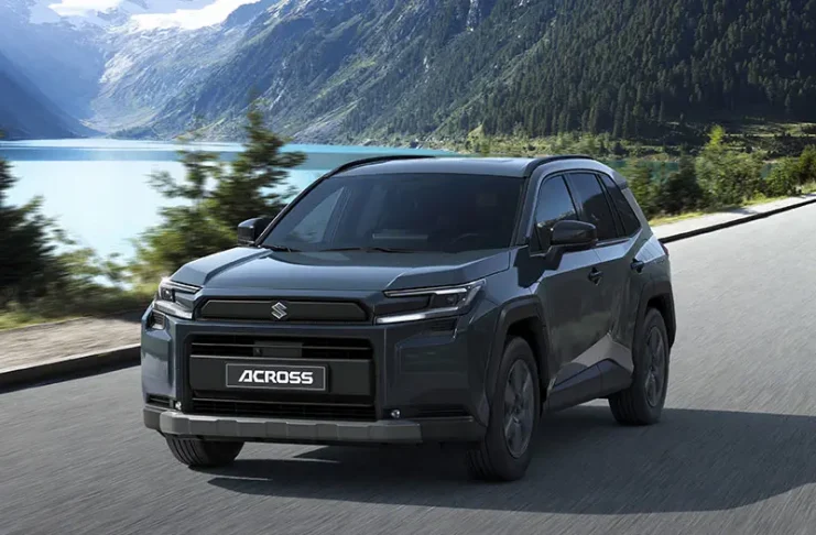 Nuova Suzuki Across Plug-In Hybrid