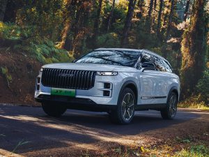 Jaecoo arriva in Italia con tre SUV Super Hybrid: prezzi da 28.900 euro