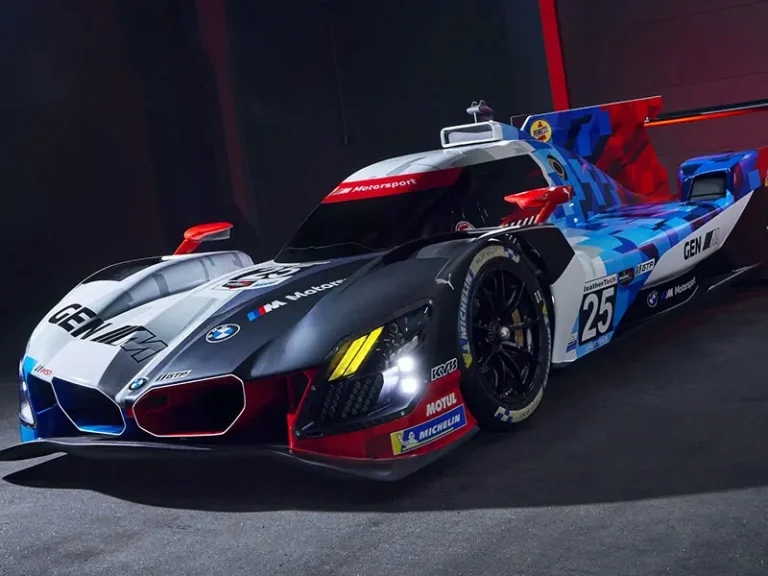 KYB rafforza la presenza nel motorsport con BMW M Motorsport