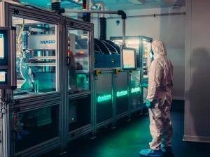 Renault futuREady: AI, fabbriche intelligenti e sviluppo auto pi&ugrave; veloce