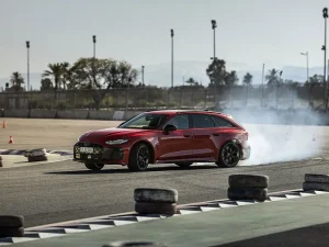 Audi RS 5 porta al debutto il torque vectoring elettromeccanico