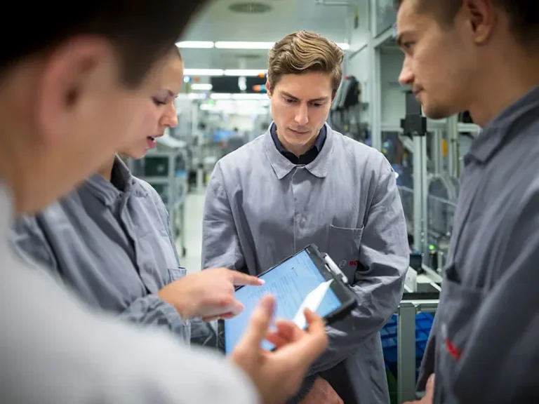 Bosch accelera sull’AI industriale: persone e macchine sempre più integrate