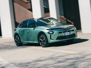 Lancia Ypsilon Turbo 100