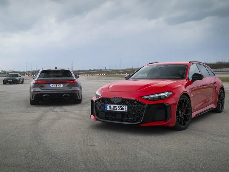 Nuova Audi RS 5: debutta la prima RS plug-in da 639 CV