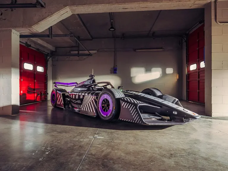 Porsche 975 RSE, la Formula E entra in una nuova era