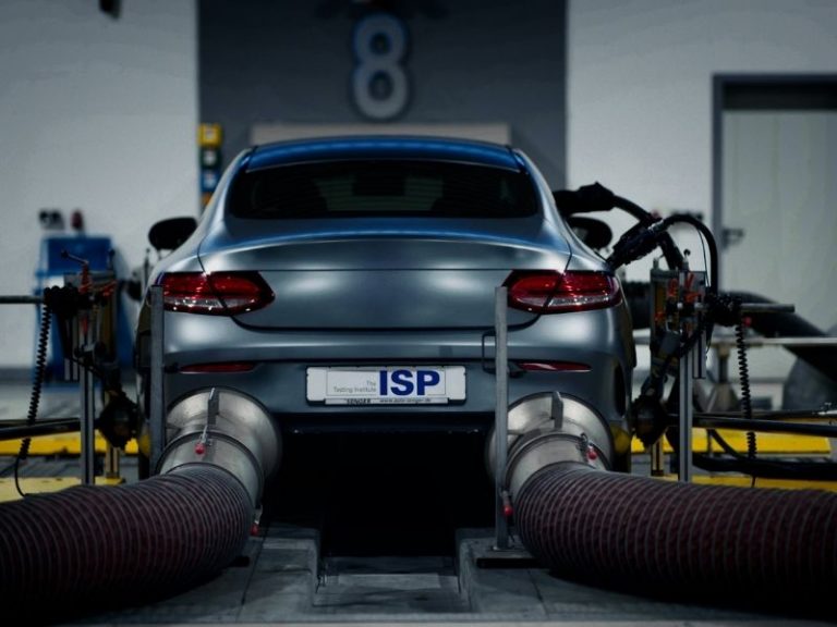 Castrol porta gli oli motore al limite con l’Ultimate Performance Demo
