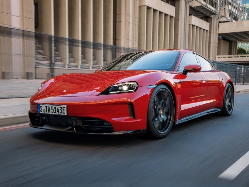 Nuova Porsche Taycan