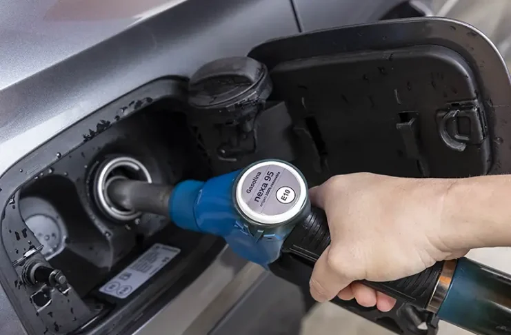 Bosch, Toyota, BMW e Repsol testano la benzina rinnovabile al 100% sulle auto di serie