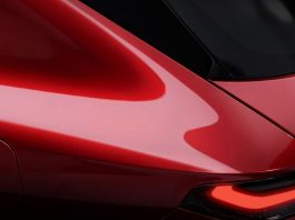 Nuova Alfa Romeo in arrivo: il teaser accende la passione degli Alfisti Nuova Alfa Romeo in arrivo: il teaser accende la passione degli Alfisti