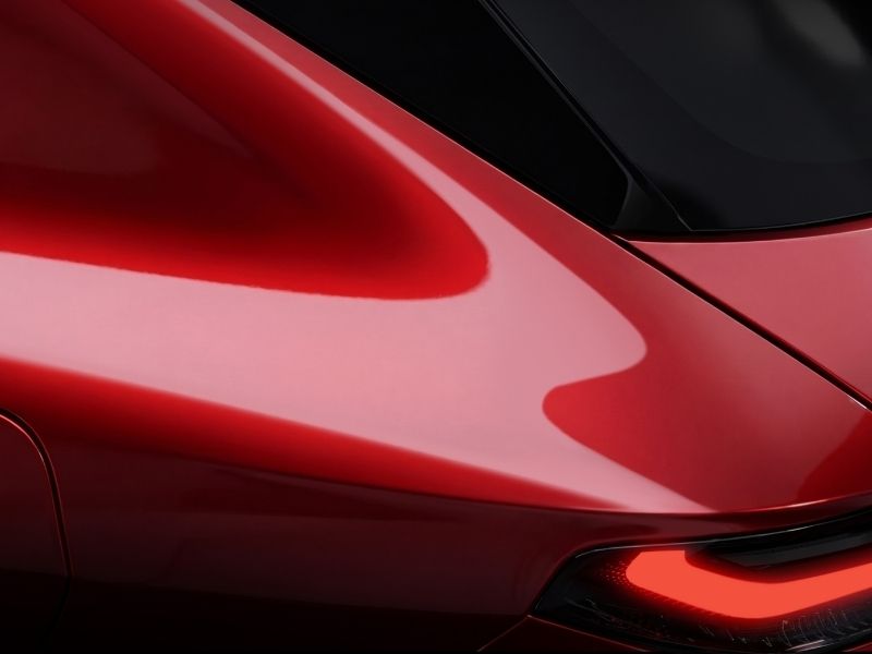 Nuova Alfa Romeo in arrivo: il teaser accende la passione degli Alfisti